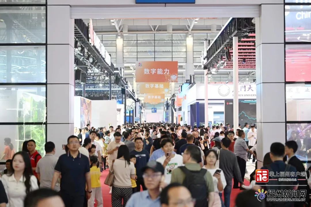挤爆了！福州这里，到处都是人人人&hellip;&hellip;