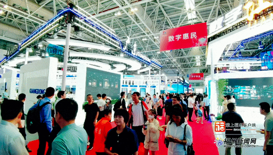 挤爆了！福州这里，到处都是人人人&hellip;&hellip;